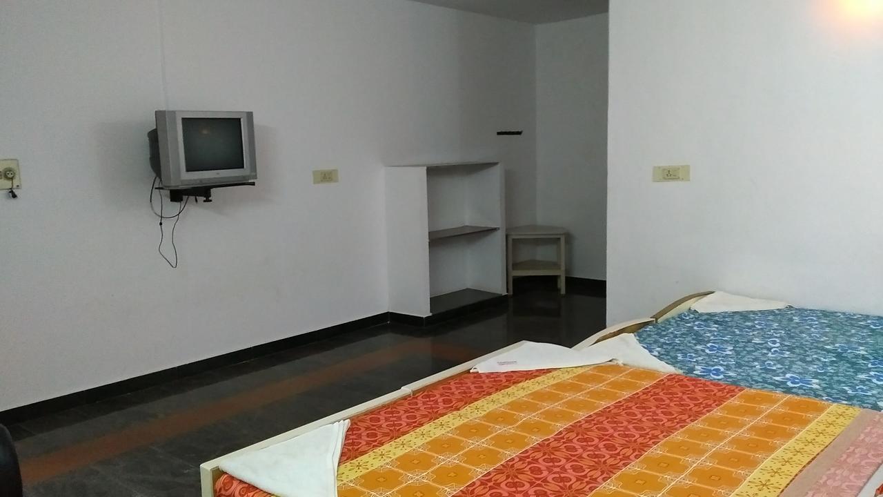 Seashore Garden Beach Resort Kanchipuram Bagian luar foto